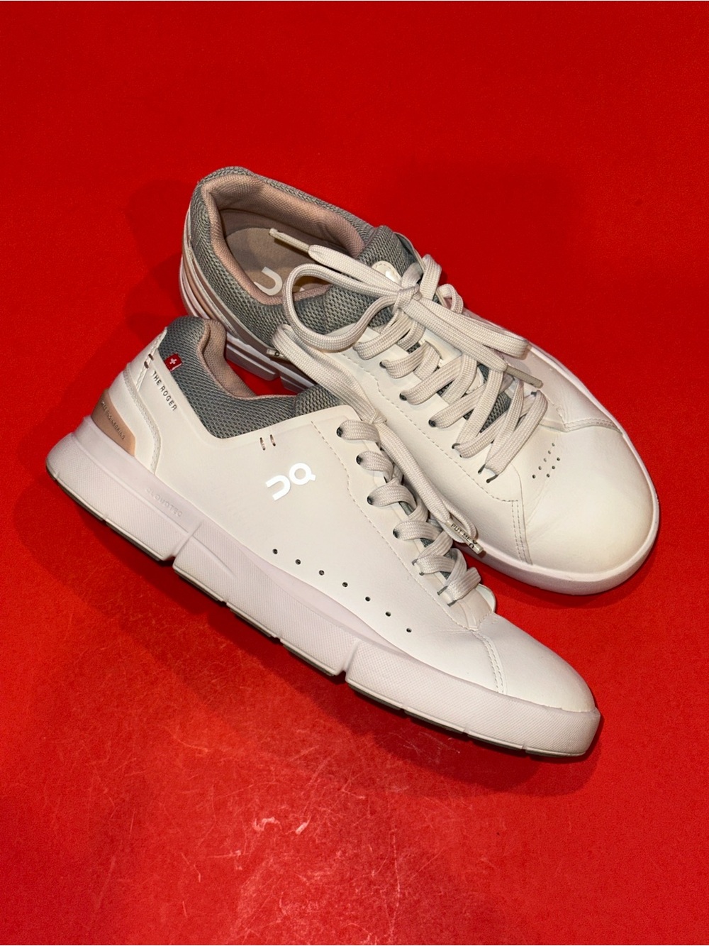 On Cloud The Roger Advantage Lace Up Tennis Shoes Sneakers Women’s Size 8.5 US
